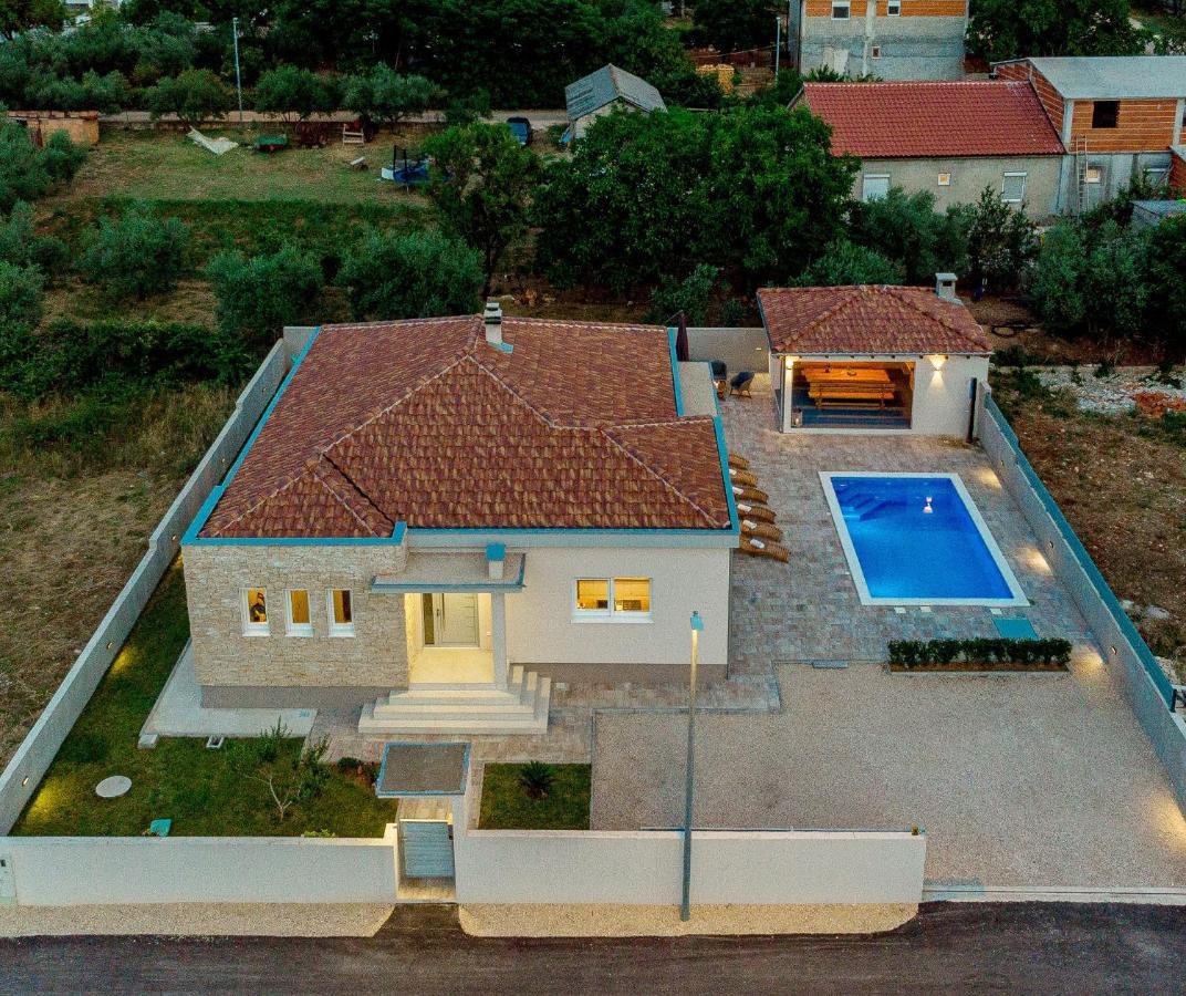 Villa Dora Murvica  Esterno foto