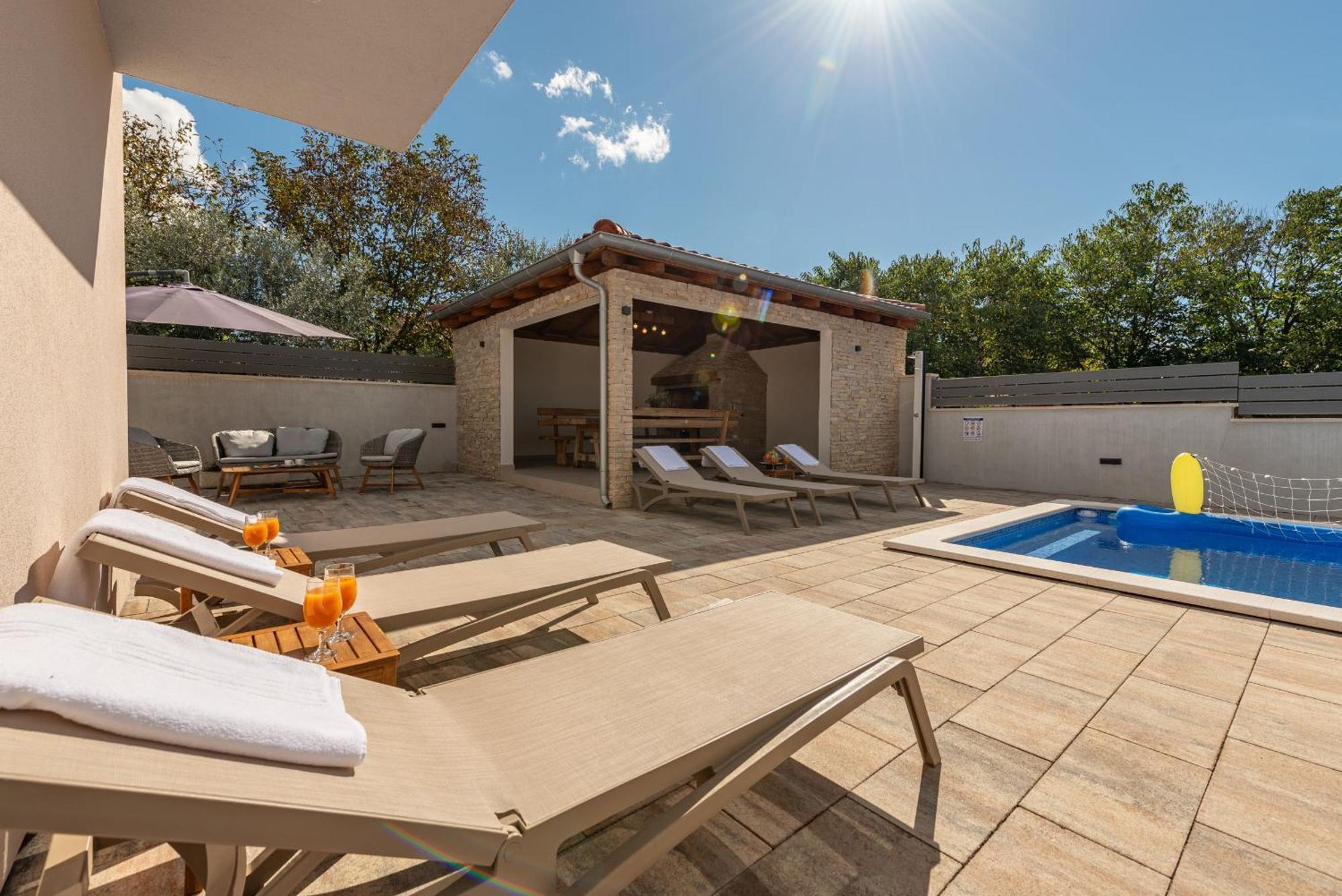 Villa Dora Murvica  Esterno foto