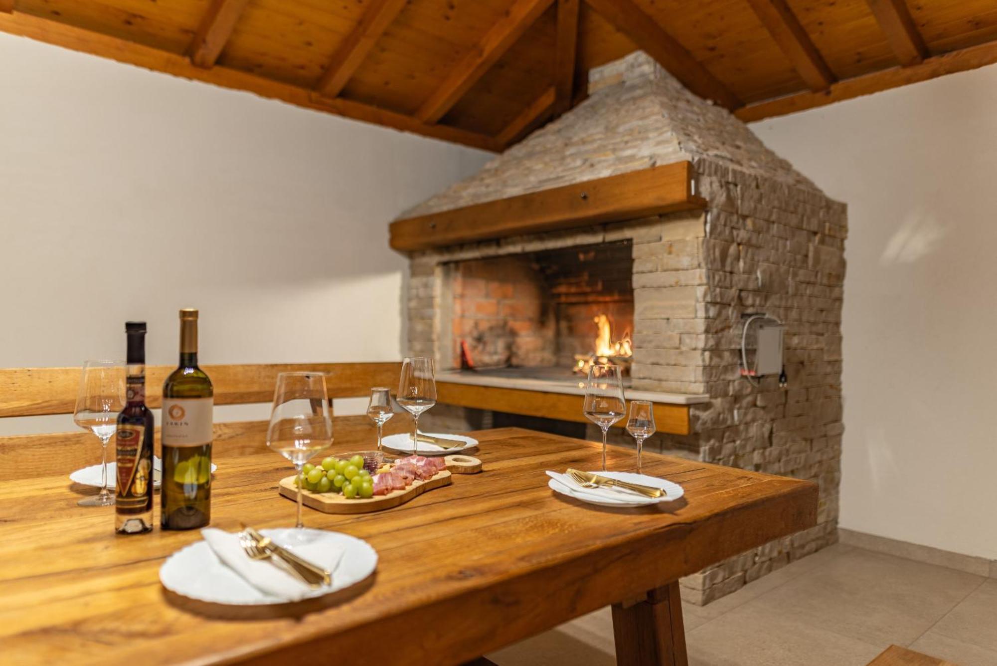 Villa Dora Murvica  Esterno foto